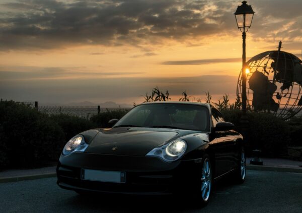 Porsches 911 3 2048x1442